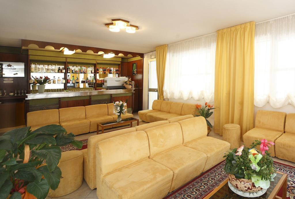 Hotel Devon Rooms & Breakfast Cesenatico Zewnętrze zdjęcie