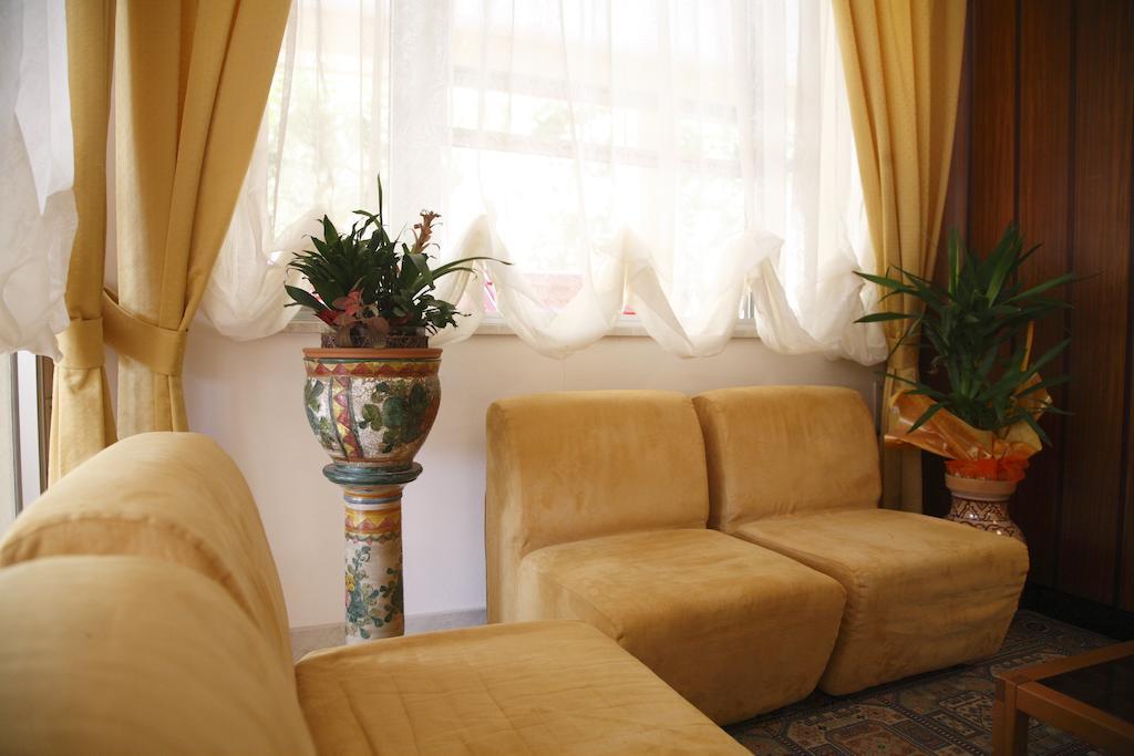 Hotel Devon Rooms & Breakfast Cesenatico Zewnętrze zdjęcie